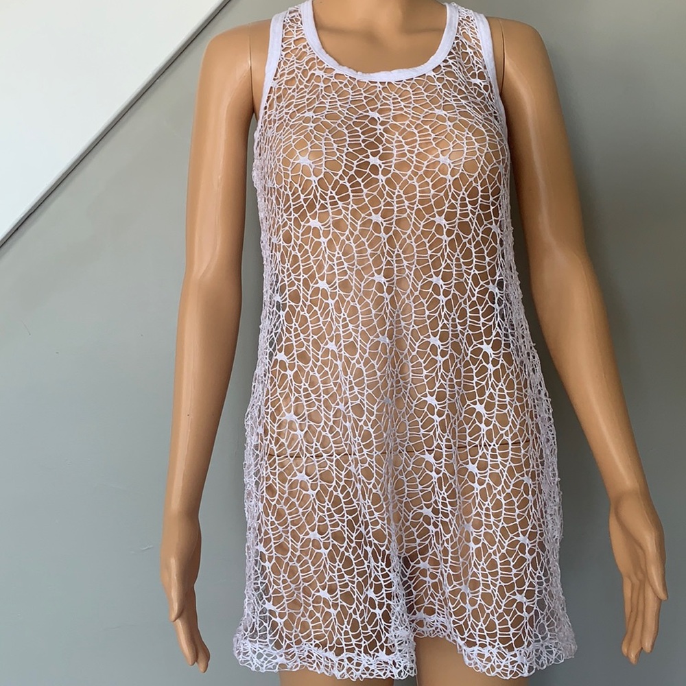 Swim cover up - Picture 1 of 8